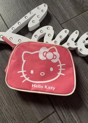 Дитяча косметичкa  hello kitty