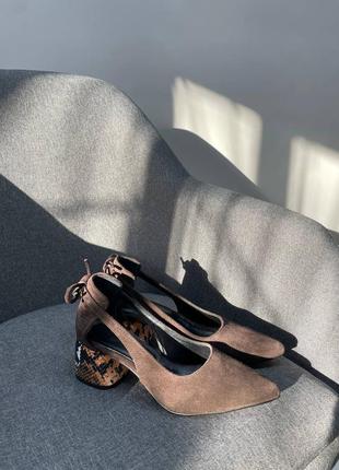 Дизайнерские туфли из натуральной замши2 фото