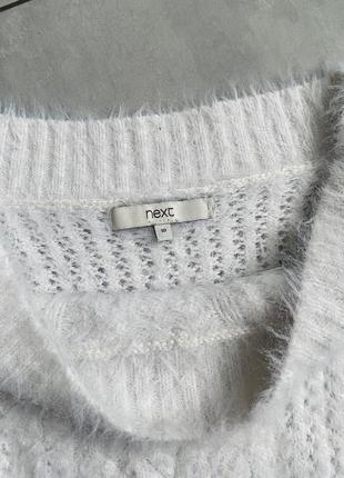 Пушистый свитер со спущенными плечами3 фото