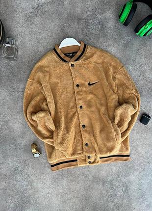 Шикарний бомбер nike