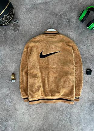 Шикарний бомбер nike 8