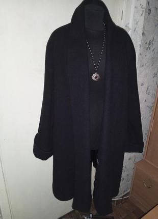 Шикарное,шерстяное-100%,pure new wool,манто-пальто-трапеция,большого размера-оверсайз,англия