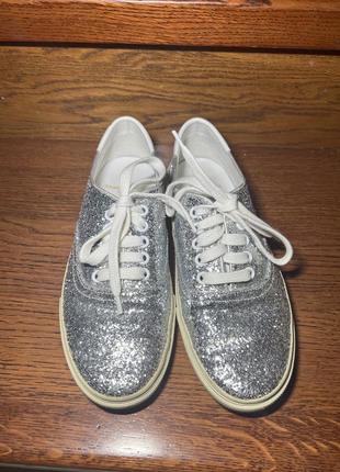 Кеди жіночі