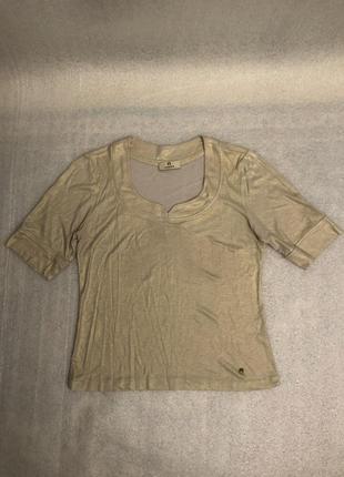 Футболка  aigner .