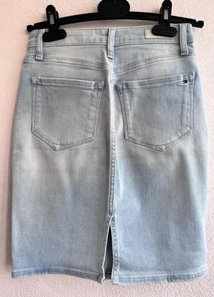 Джинсова бавовняна спідниця tommy jeans4 фото