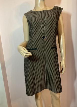 Демисезонне плаття- міді- футляр/l- xl/ brend next