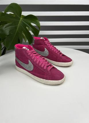 Оригінальні замшеві кеди nike blazer