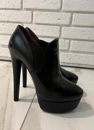 Ботильоны alaia