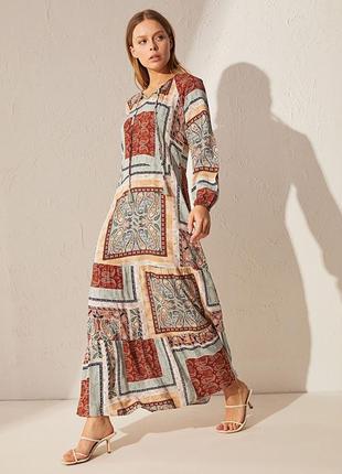 Платье длинное