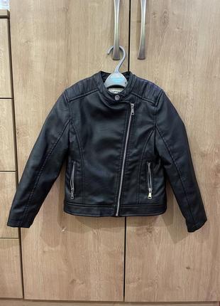 Шкіряна куртка як нова на дівчинку 116см 5-6 років