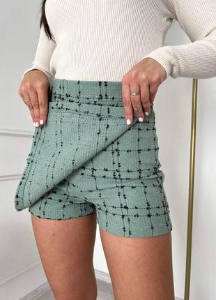 Женская мини юбка-шорты твидовая короткая лиловая сиреневая голубая бирюзовая бирюзовая зеленая нарядная демисезонная