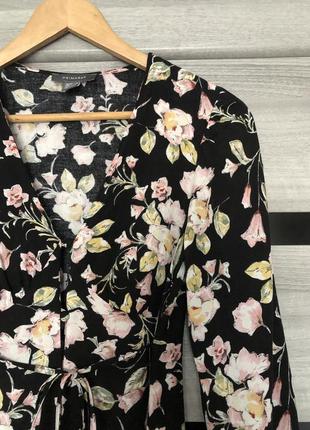 Primark ніжне плаття в квіти квітковий принт з v-подібним вирізом на ґудзиках нежное платье в цветочный принт3 фото