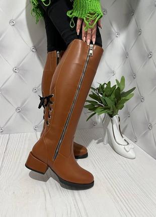 Чоботи на широку голінь