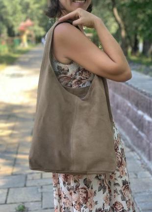 Замшевая сумка-хобо monica, италия, цвет капучино2 фото