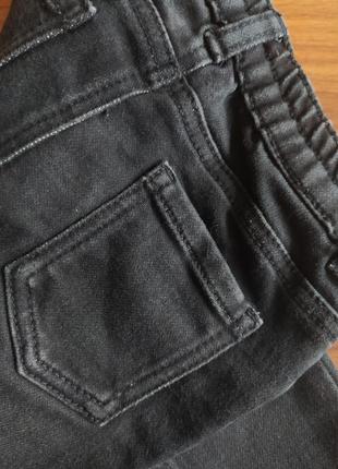 Модные джинсы мом на малыша george на 9-12 месяцев.3 фото