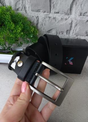 Чоловічий шкіряний пояс ремінь