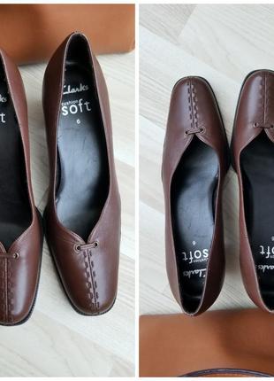 Класичні жіночі туфлі на середньому каблуці clarks коричневі жіночі туфлі на середніх підборах туфлі з натуральної шкіри вінтажні туфлі5 фото
