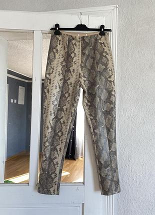 Юпринтовані шкіряні штани