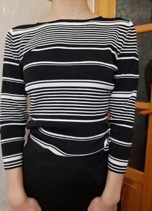 Модный джемпер фирмы amaranto