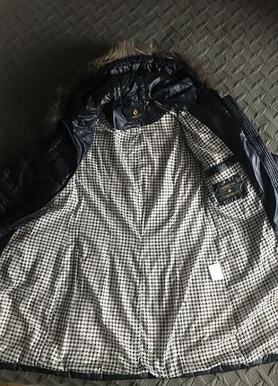 Пуховик жіночий 4