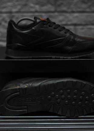 Мужские кожаные кроссовки reebok classic leather black7 фото