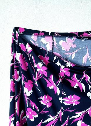 Новая стречевая миди юбка на комфортной талии bm collection  24-30 uk2 фото