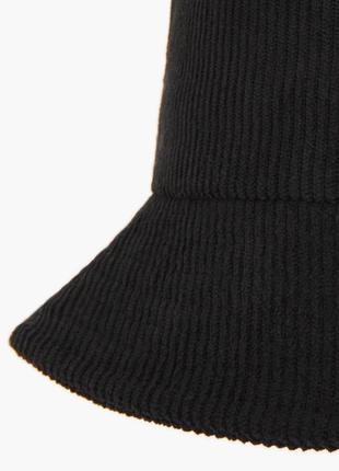 Панама This embroidery hat is a delicate shade of pink but so soft and with the bobbles ears so cute too чорна