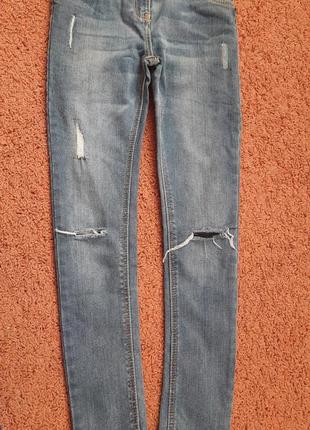 Детские джинсы на девочку