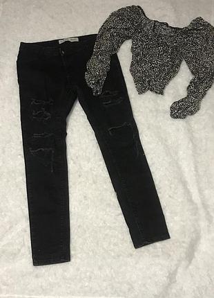 Джинси скінні жіночі чорні в дірку denim co