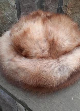 Женская зимняя шапка из натурального меха норки.1 фото