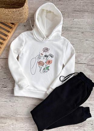 Не кашлатится на флисе костюм спортивный