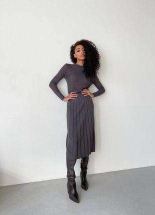 Платье вязаное длинное графит8 фото