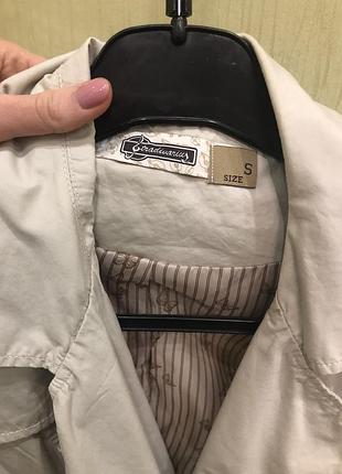 Укорочённый тренч stradivarius 3