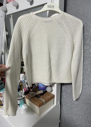 Білий крутий светр bershka1 фото