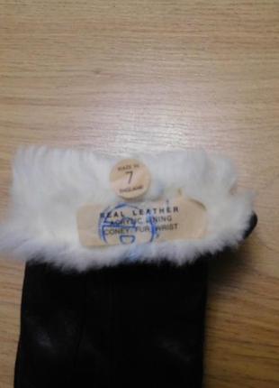 Женские новые кожаные перчатки.