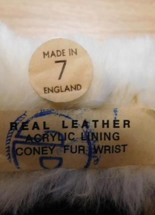 Женские новые кожаные перчатки.