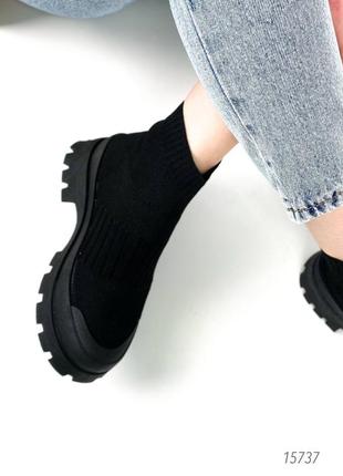 Черные текстильные демисезонные деми ботинки носки на толстой грубой ребристой подошве весна6 фото