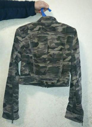 Камуфляжная куртка ветровка в стиле милитари2 фото