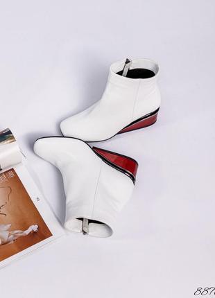 Шкіряні черевики на танкетці з натуральної шкіри кожаные ботинки на танкетке натуральная кожа6 фото