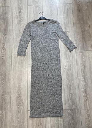Платья stradivarius