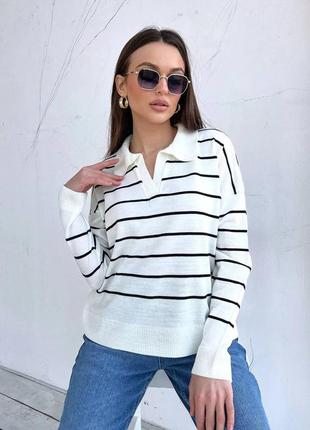Легкий весняний джемпер в тоненьку смужку з коміром - поло