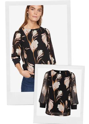 Вишукана шифонова блузка vero moda квітковий принт на темному тлі топ блуза