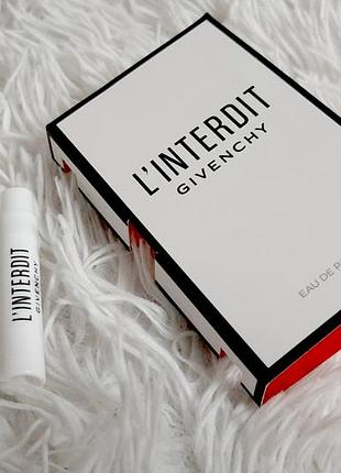 Givenchy l'interdit edp💥original мініатюра пробник side spray 1 мл книжка