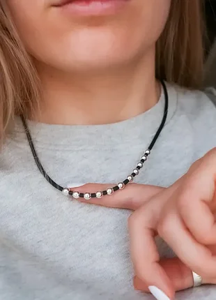 Каучуковий шнурок зі вставками срібла 925