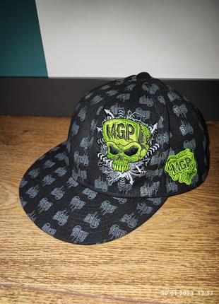 Черная кепка madd mgp