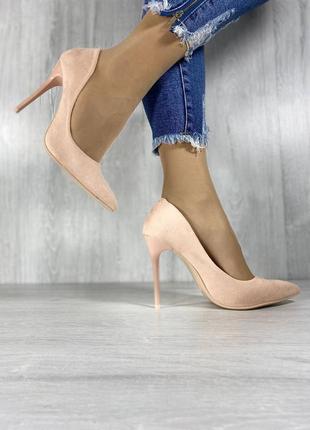 Жіночі замшеві туфлі на шпильці4 фото