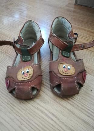 Сандалики 24 размер