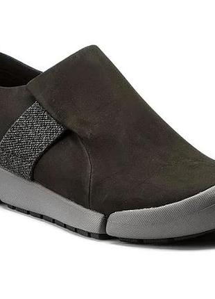 Р.35.5 clarks жіночі шкіряні кеди оригінал