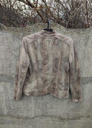 Куртка/ветровка bonita с животным принтом/анималистический принт под змеиную кожу...