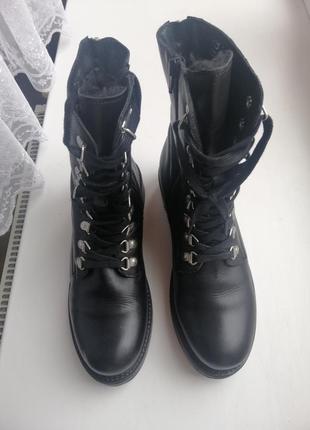 Ботинки на меху 40р кожа zign